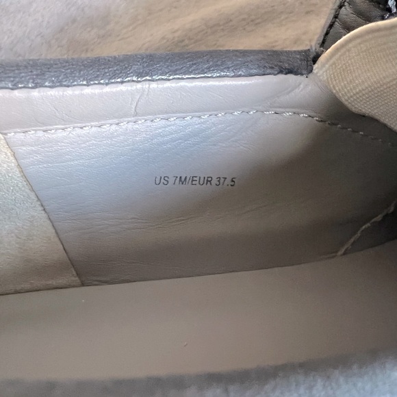 Vince Banler Colorblock Snake Embossed Sneaker - Picture 5 of 5